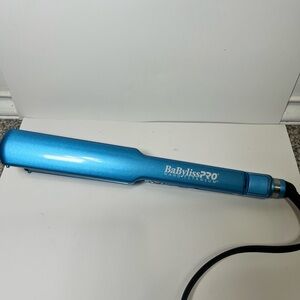 BaByliss PRO Nano Titanium Straightening Iron in Metallic Blue